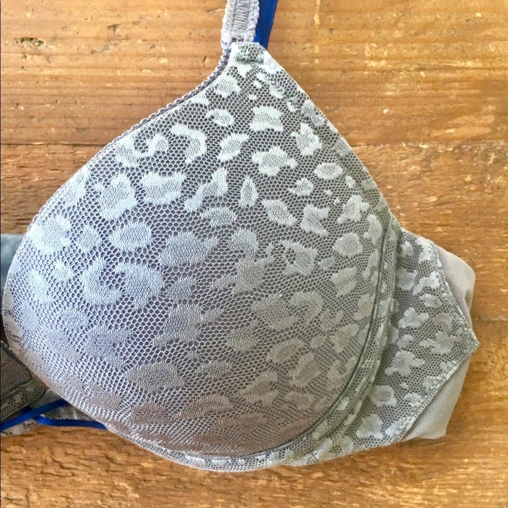 Aerie 🦅 sexy silvery seductive push-up bra - Picture 2 of 8